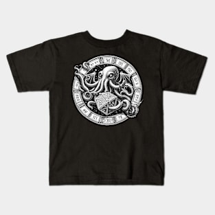 Cthulhu - Even Death May Die Kids T-Shirt